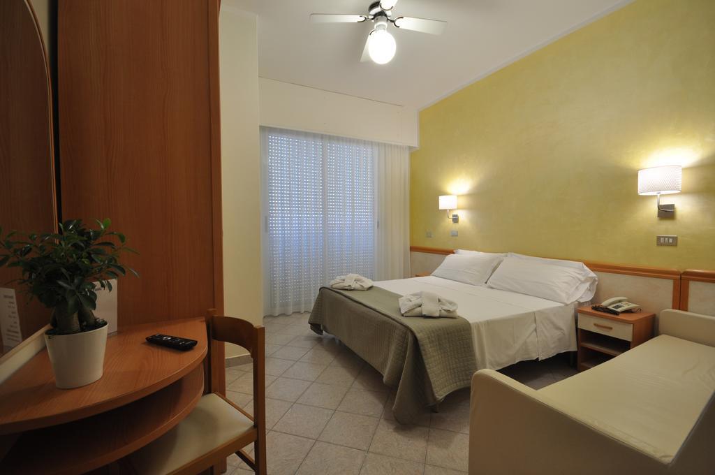 Hotel Adriatic&Beauty Rimini Exterior photo